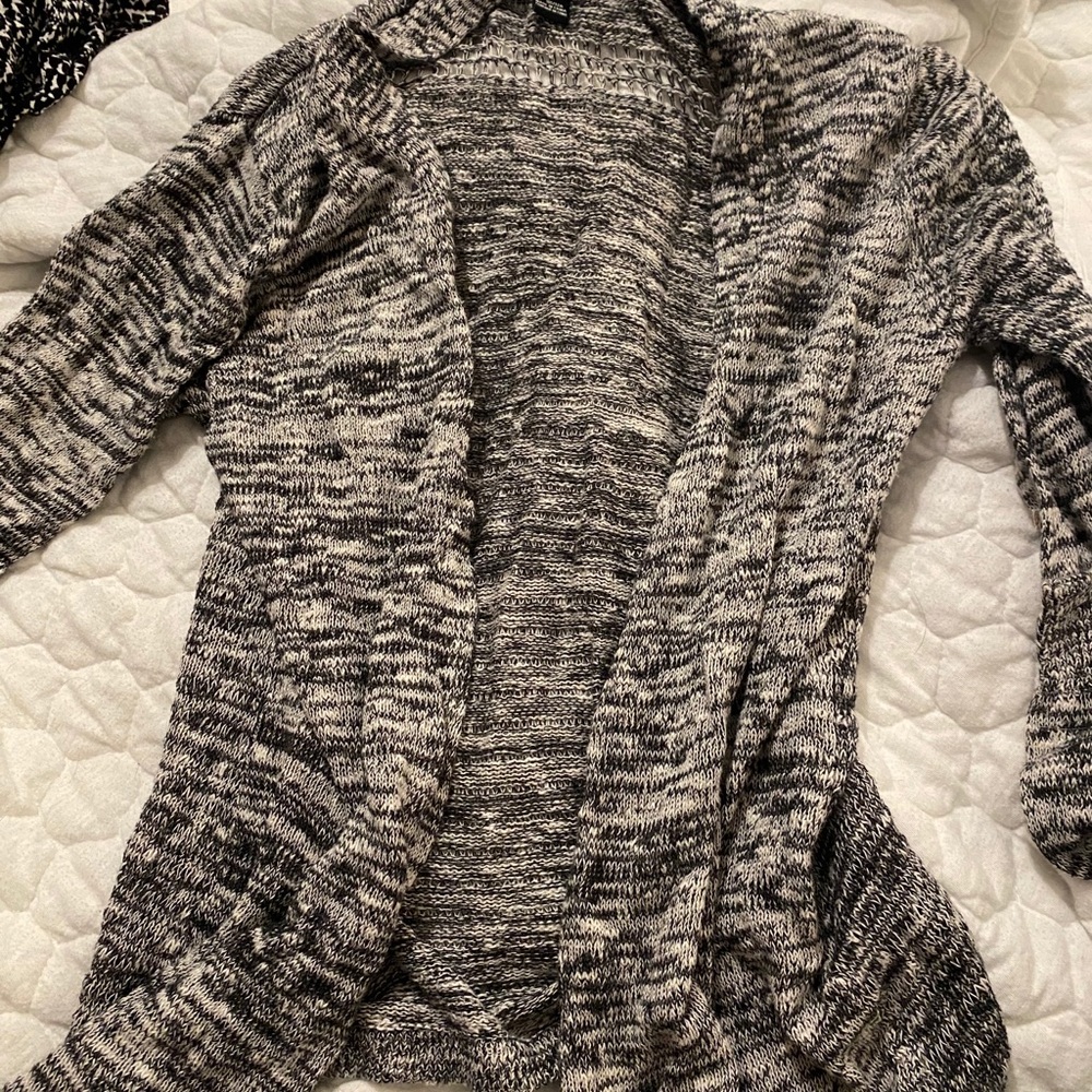 Lightweight cardigan